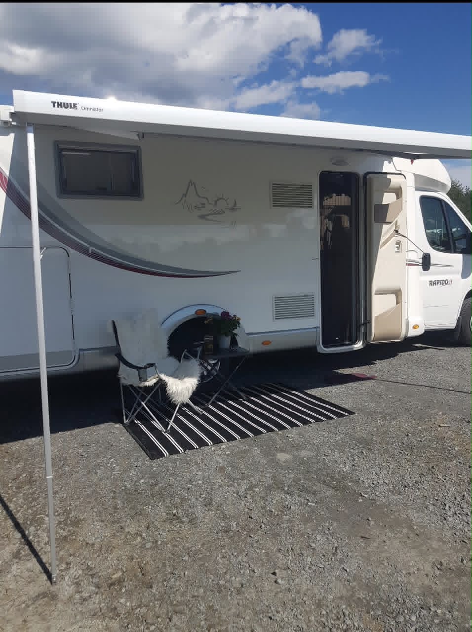 Rapido 681F . 2015