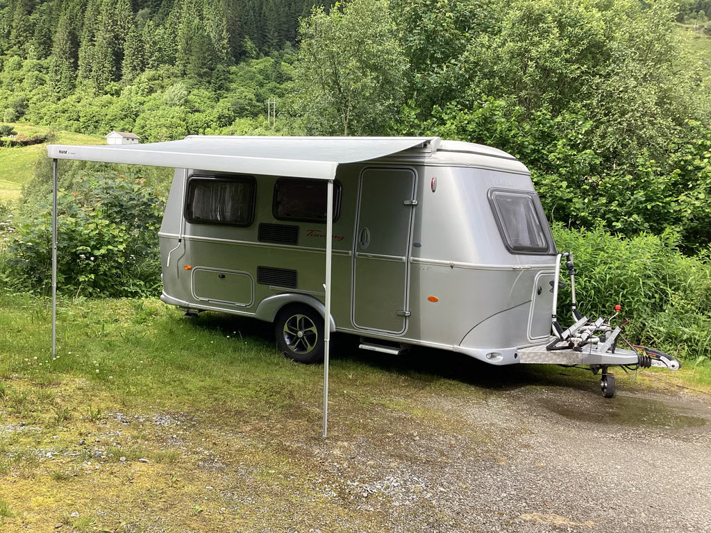 Hymer Eriba Triton 430, 1.300 kg