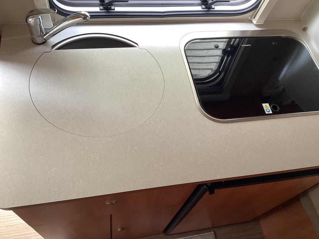 Hymer Eriba Triton 430, 1.300 kg
