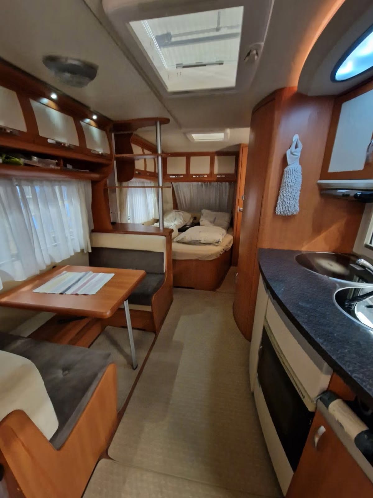 Caravana Hobby Prestige 650