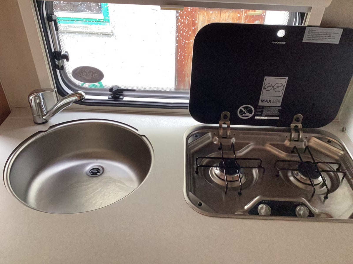 Hymer Eriba Triton 430, 1.300 kg