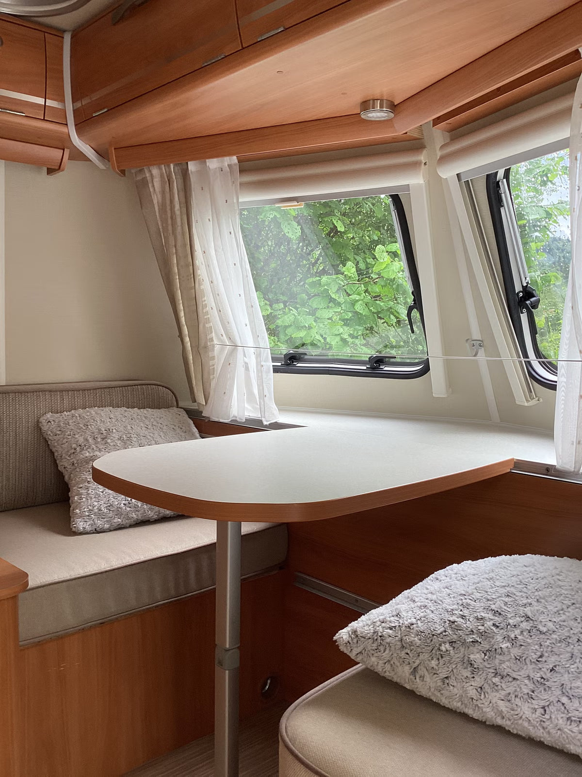 Hymer Eriba Triton 430, 1.300 kg