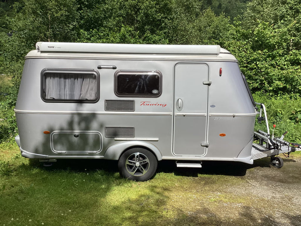 Hymer Eriba Triton 430, 1.300 kg