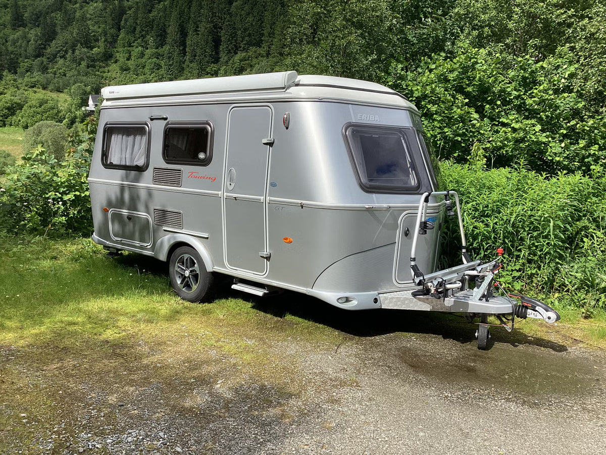 Hymer Eriba Triton 430, 1.300 kg
