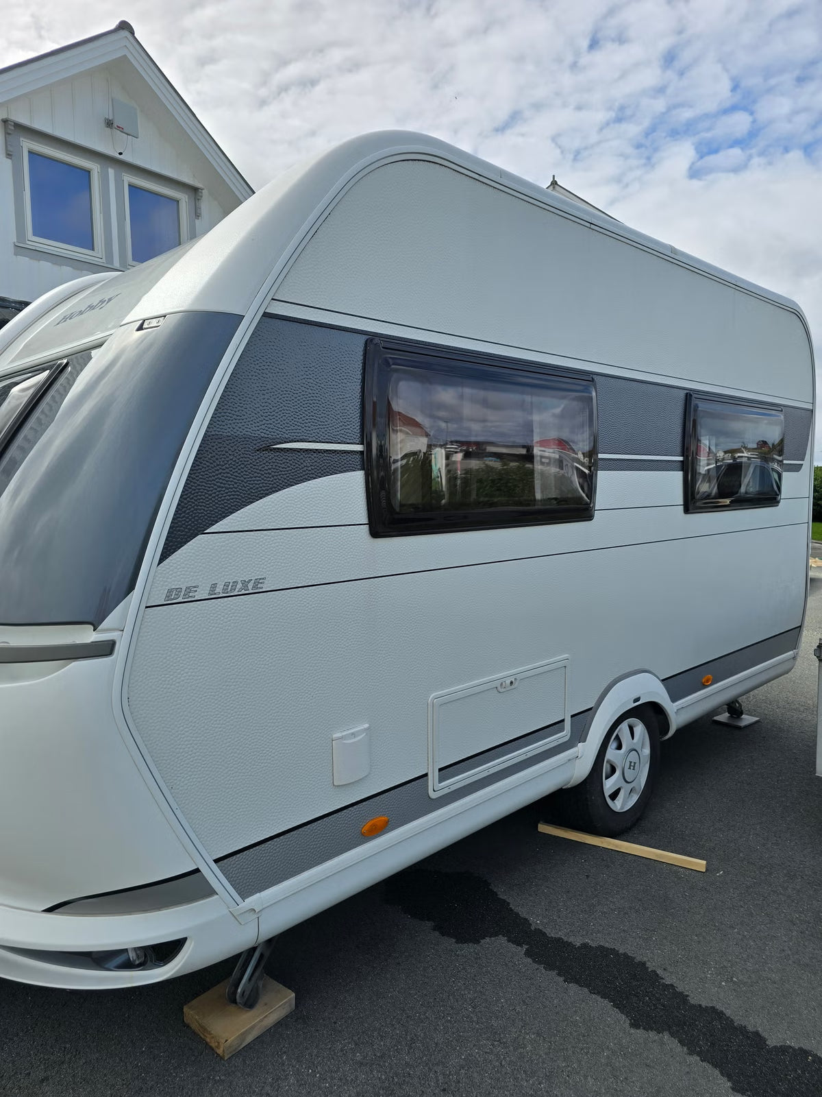 Caravana Hobby 400 SFe Deluxe com 4 Quartos. 2021