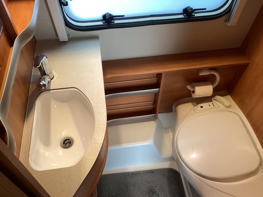 Hymer Eriba Triton 430, 1.300 kg